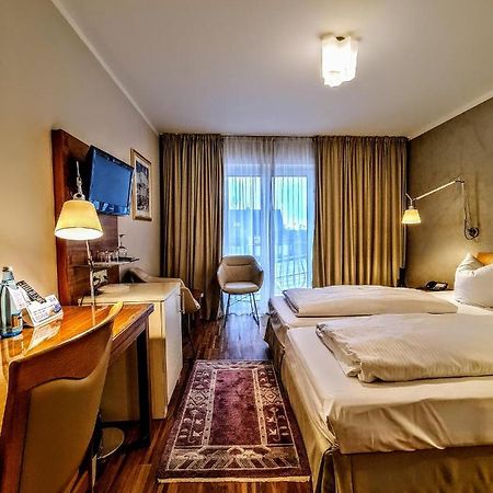 Hotel Restaurant Felix Bensheim Kültér fotó
